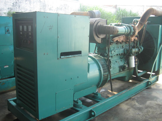 博乐租赁发电机- 发电机碳刷磨损的原因是什么