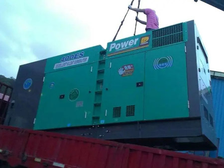 博乐柴油发电机组转速不稳定时，如何对发动机进行维护？