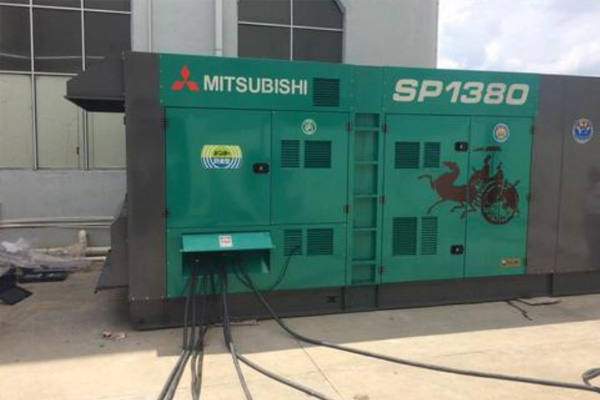 博乐为什么有些柴油发电机组的输出电压可以调节？