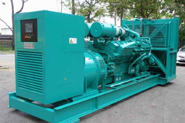 博乐柴油发电机组电压不稳定怎样维修？